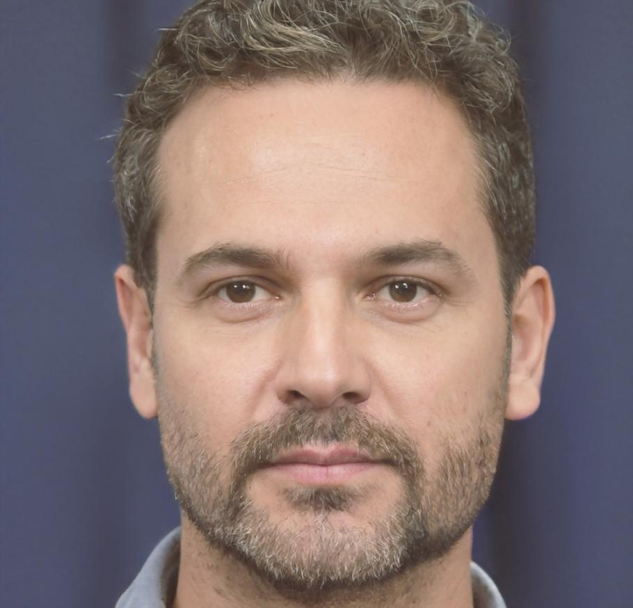 Instructor de formación financiera empresarial